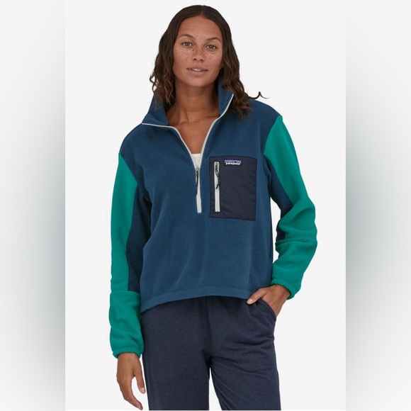 Patagonia Tops - Patagonia Microdini 1/2 Zip Pullover